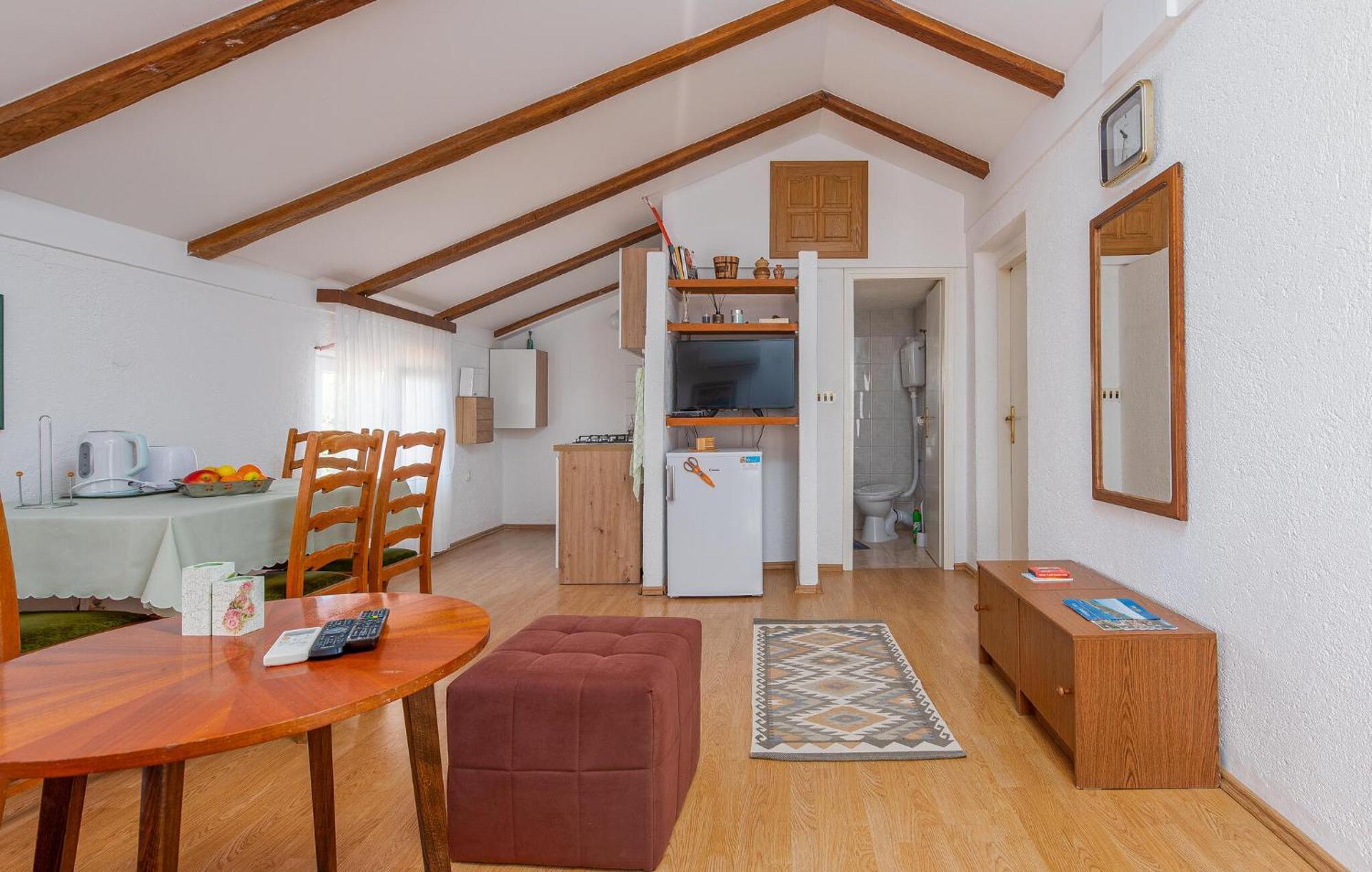 Borovići Nice Apartment In Potocnica With House Sea View מראה חיצוני תמונה