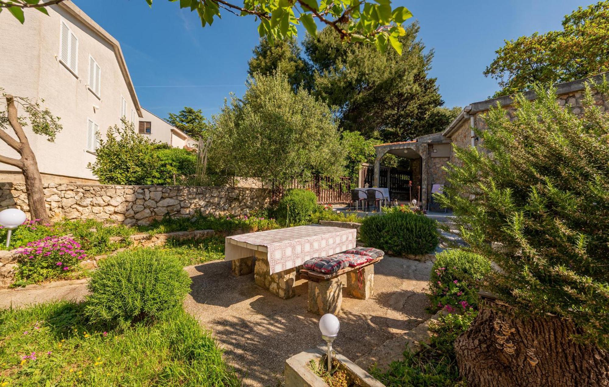Borovići Nice Apartment In Potocnica With House Sea View מראה חיצוני תמונה