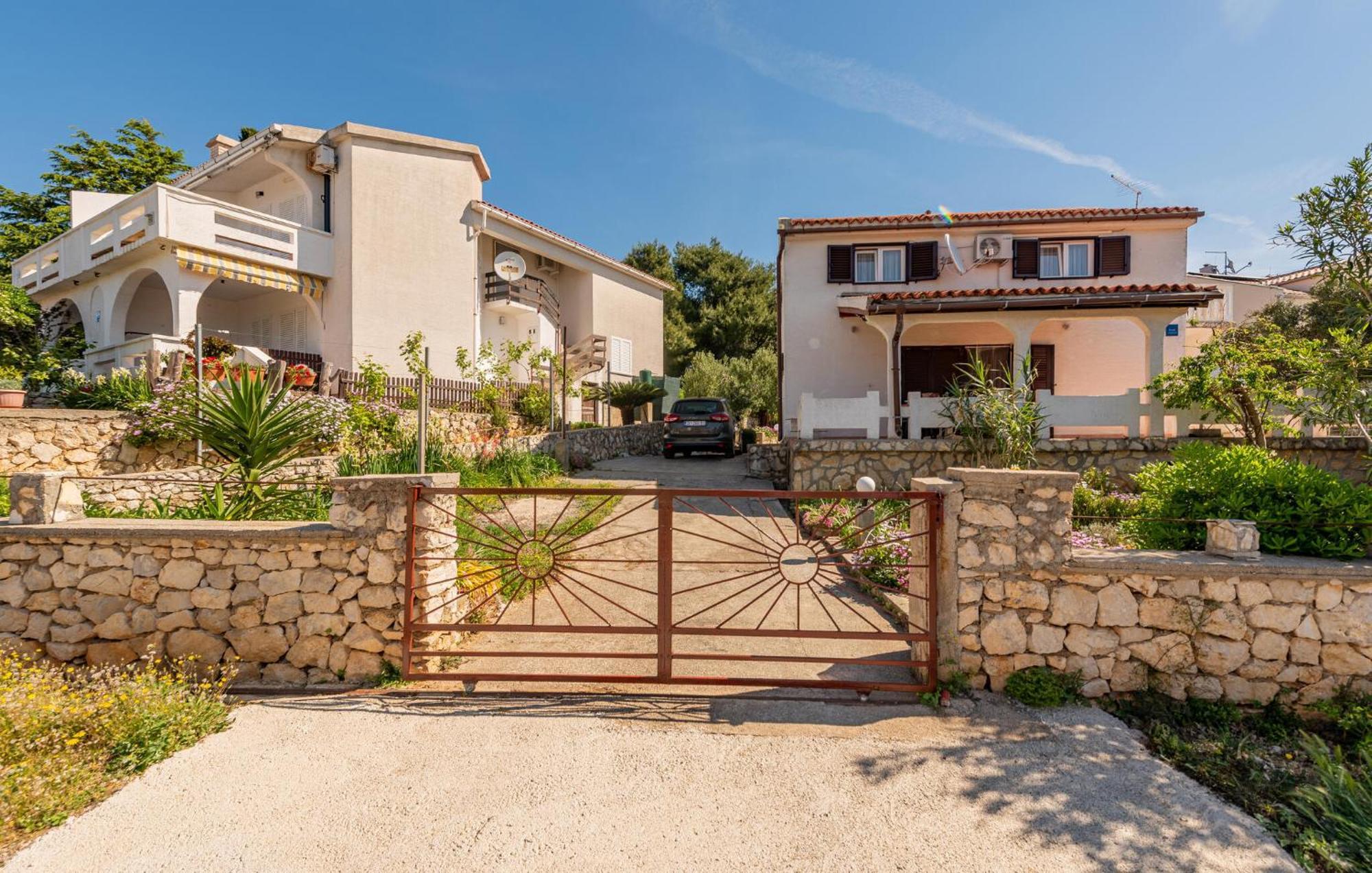 Borovići Nice Apartment In Potocnica With House Sea View מראה חיצוני תמונה