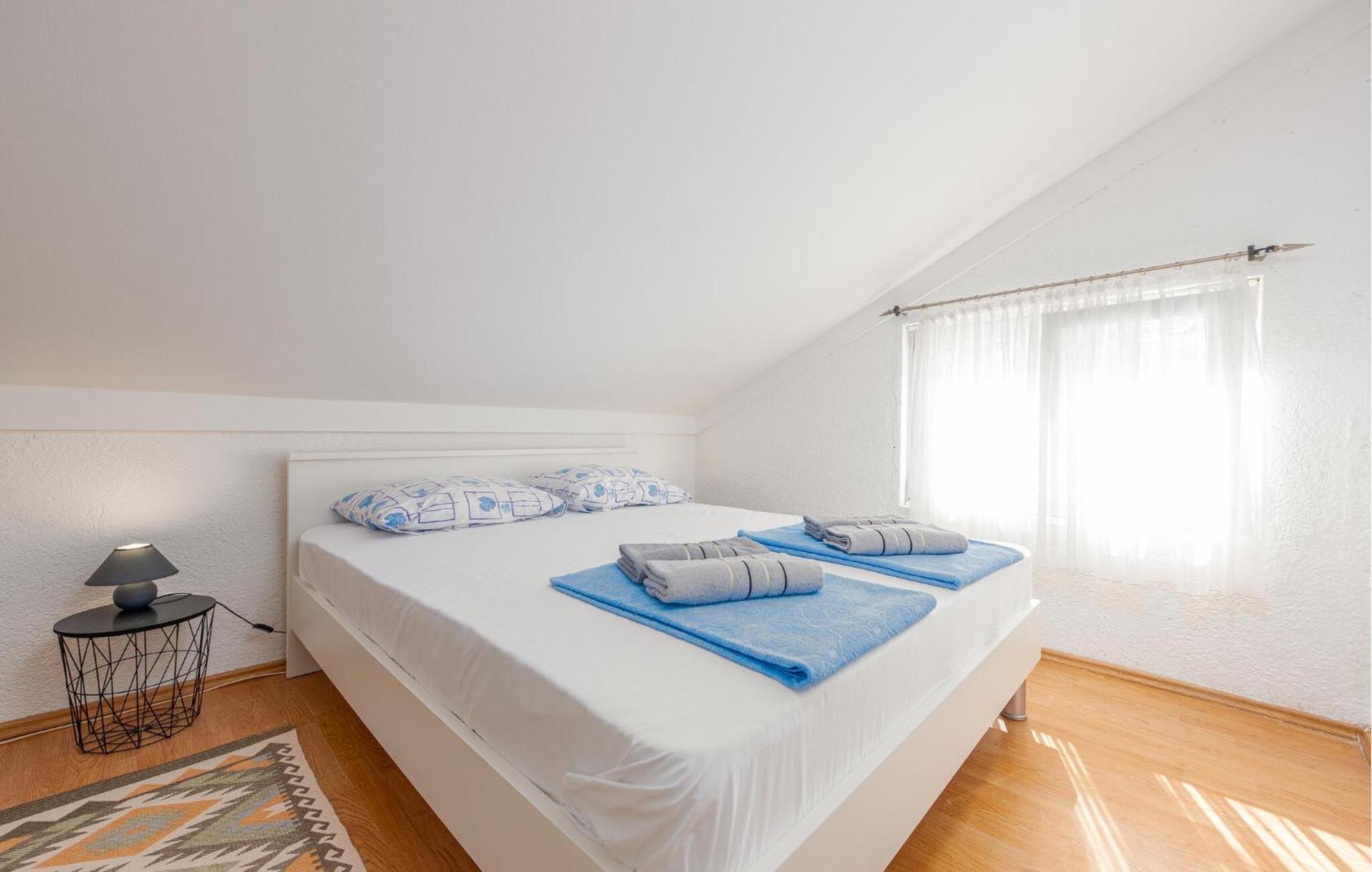 Borovići Nice Apartment In Potocnica With House Sea View מראה חיצוני תמונה