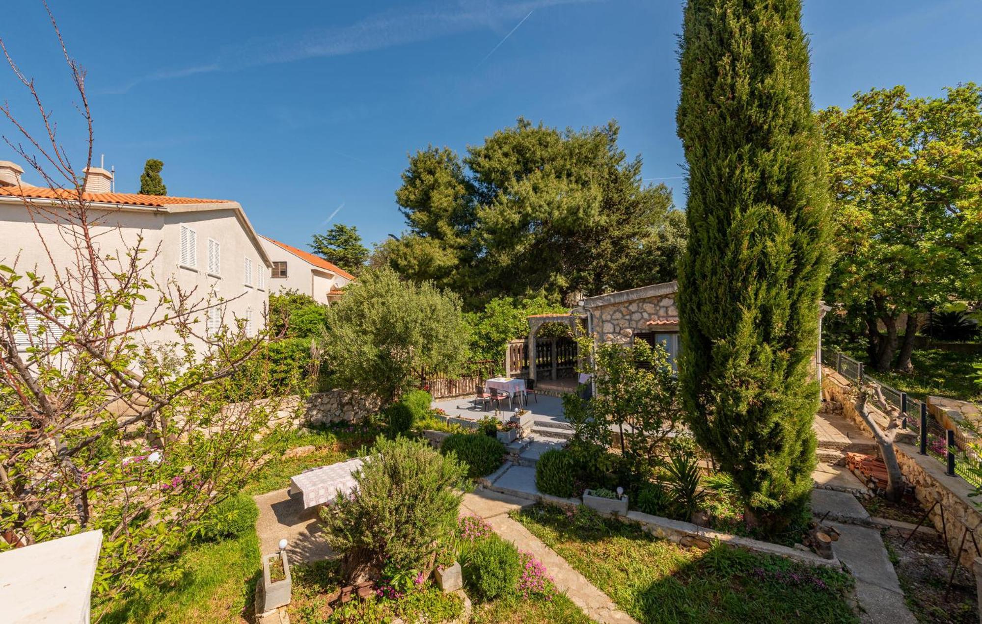 Borovići Nice Apartment In Potocnica With House Sea View מראה חיצוני תמונה