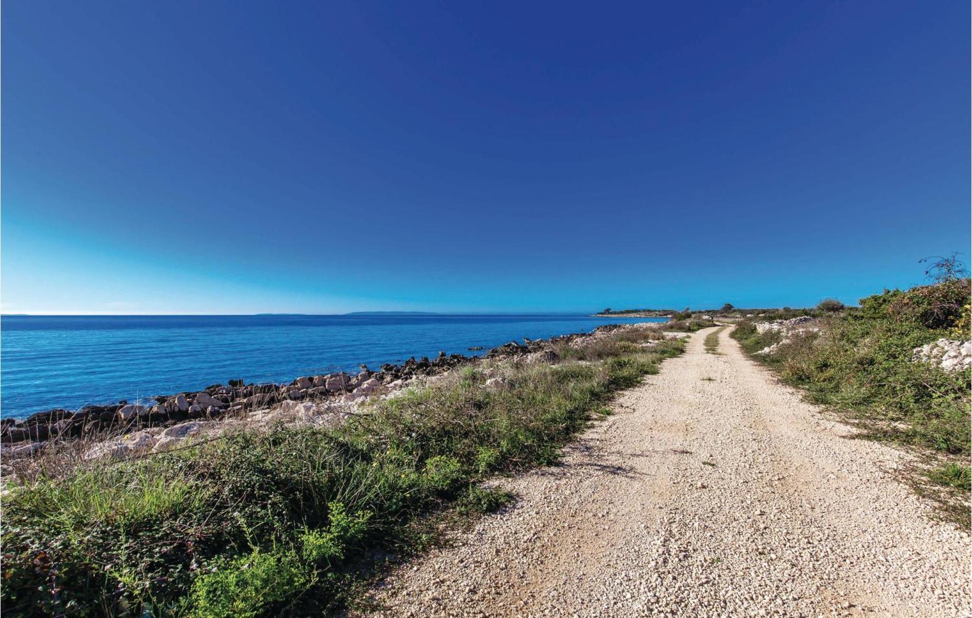 Borovići Nice Apartment In Potocnica With House Sea View מראה חיצוני תמונה